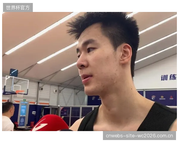 郭昊文再度赴美进行特训，为冲击NBA做最后尝试。